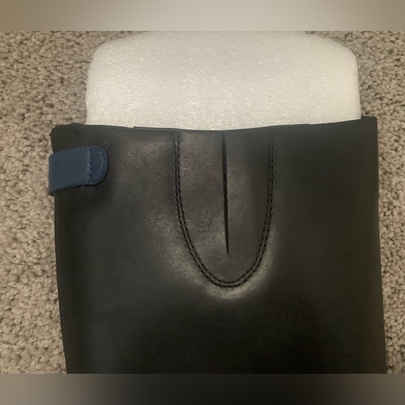 New in box Sam Edelman Tall Boots. Size 6.5 - Picture 11 of 16